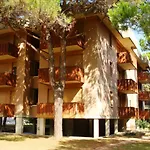 Daire Relaxing Flat With Balcony In Pineda