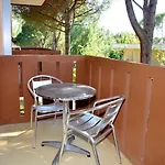 Daire Relaxing Flat With Balcony In Pineda