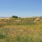 Relaxing Flat With Balcony In Pineda Daire *