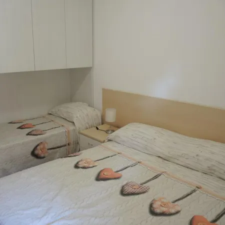 Superb Flat With Balcony Near The - Beahost *