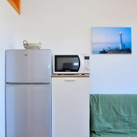 Daire Relaxing Flat With Balcony In Pineda
